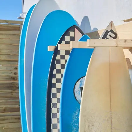 Hostal Wander Surf House *