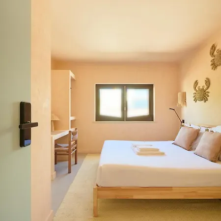 Hostal Wander Surf House