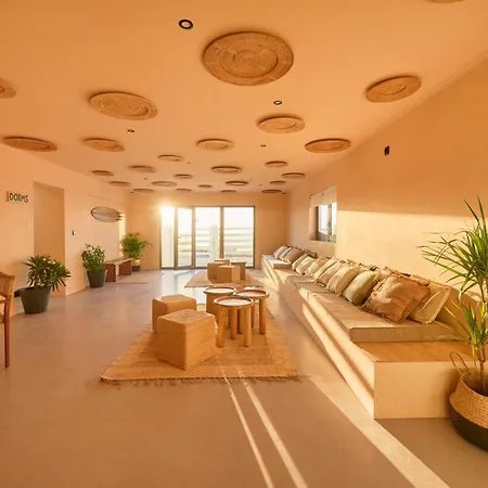 Hostal Wander Surf House